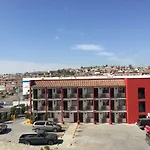 Hotel Descanso Inn